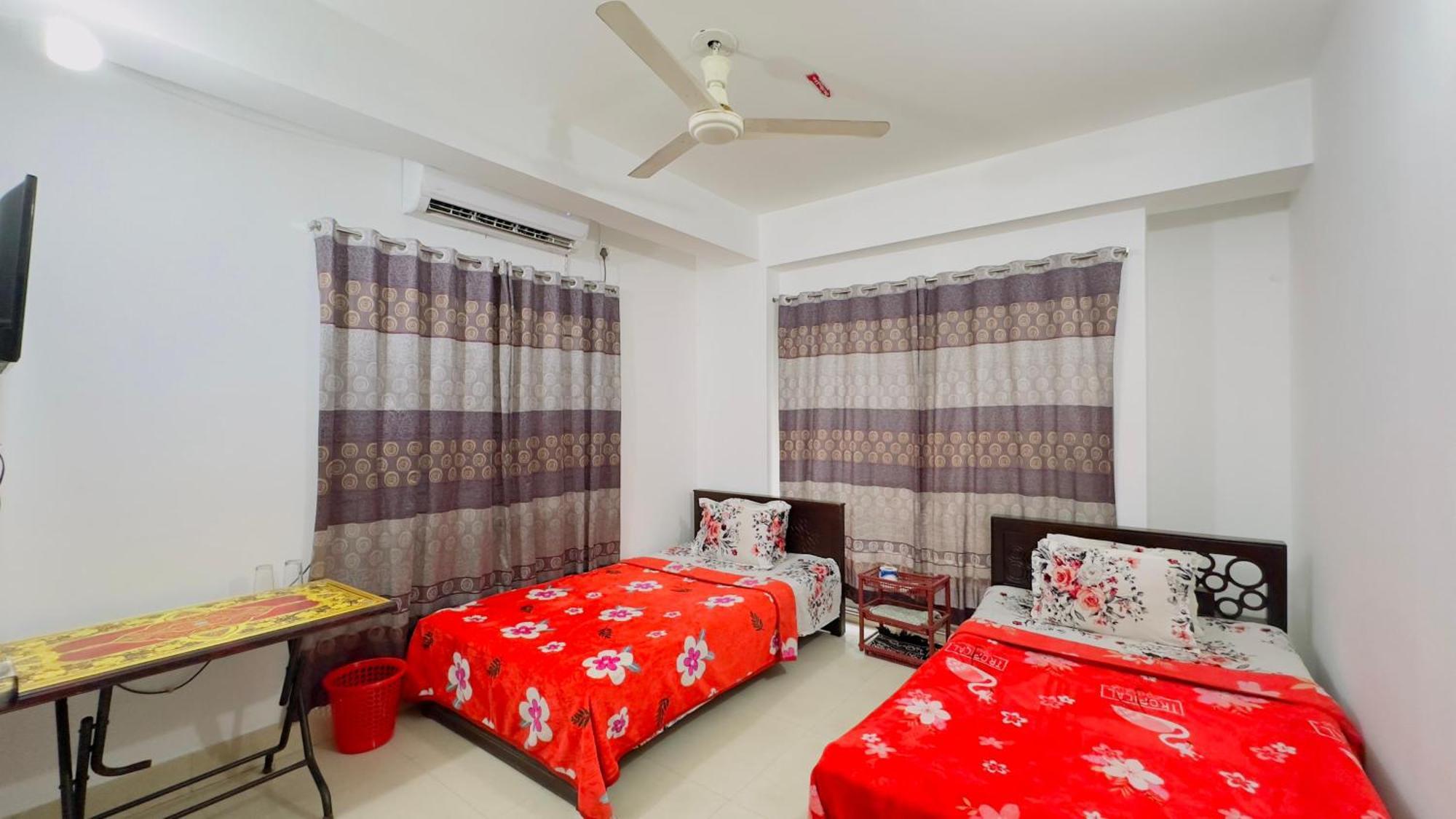 Mohammadia Restaurant & Guest House Near United Hospital Dhaka Esterno foto