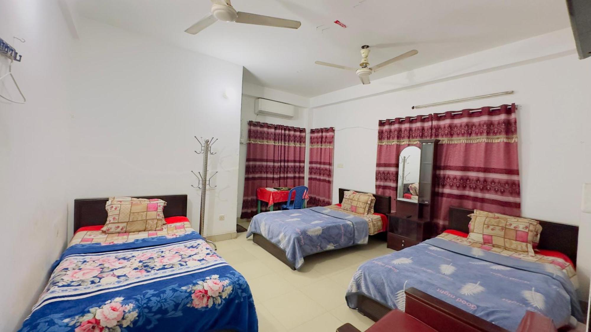 Mohammadia Restaurant & Guest House Near United Hospital Dhaka Esterno foto